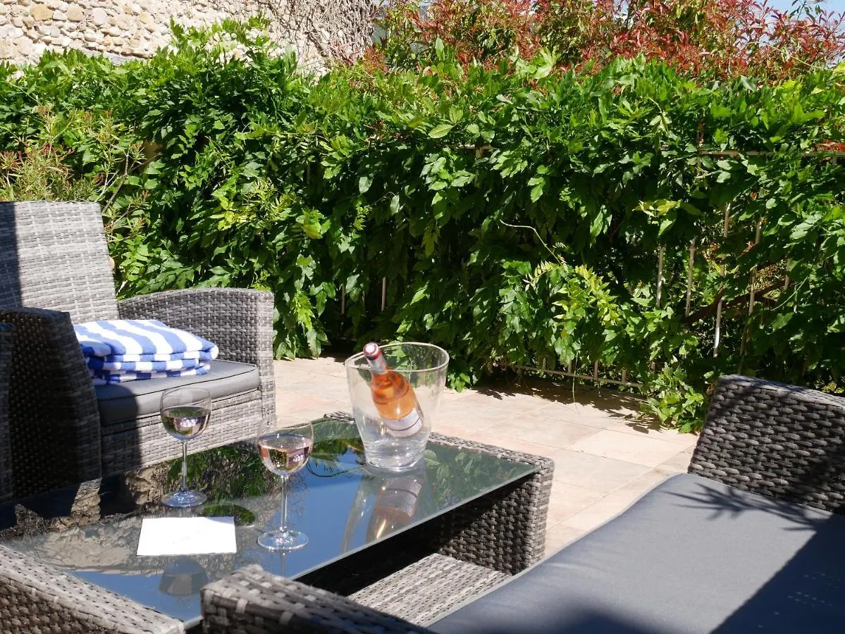 Logis Hotel La Bastide Des Monges Nyons
