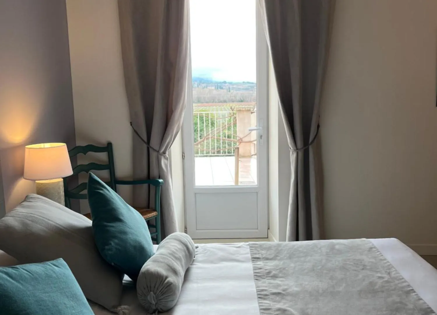 Logis Hotel La Bastide Des Monges Nyons
