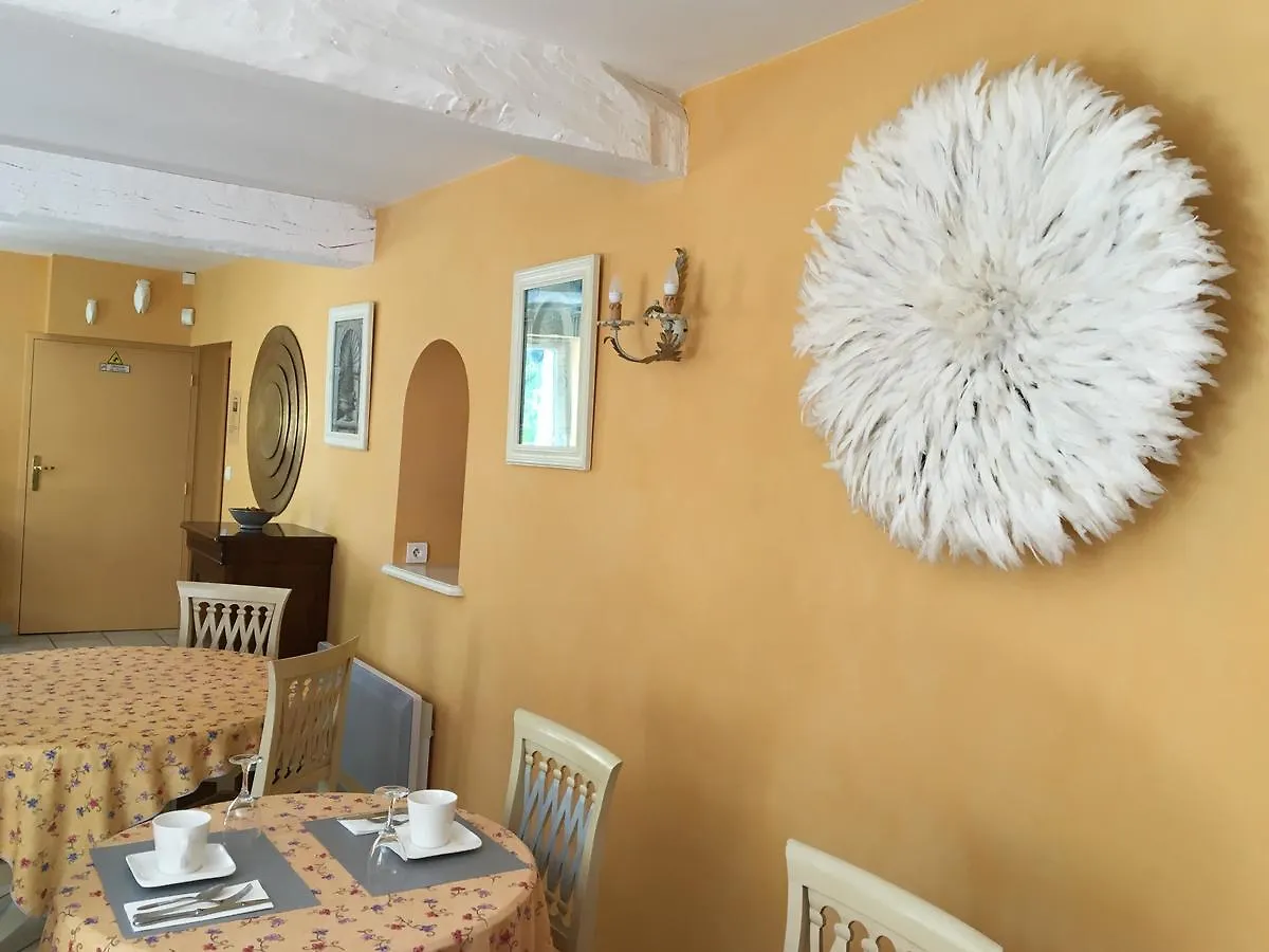 Logis Hotel La Bastide Des Monges Nyons