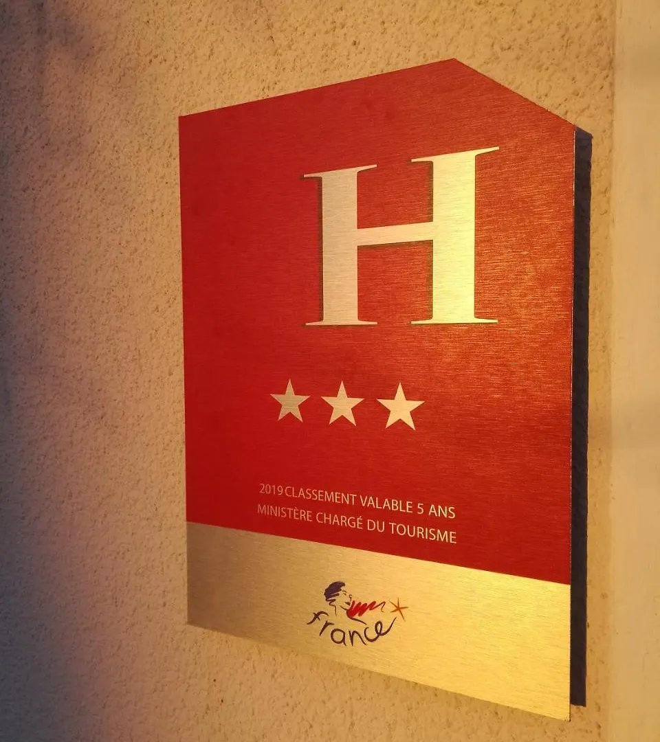 ***  Logis Hotel La Bastide Des Monges Nyons Francia